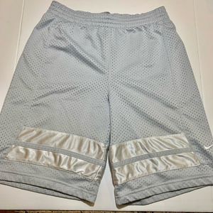 Nike‎ Light Gray Mesh Athletic Shorts M